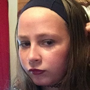 Meet your Posher, Haylie